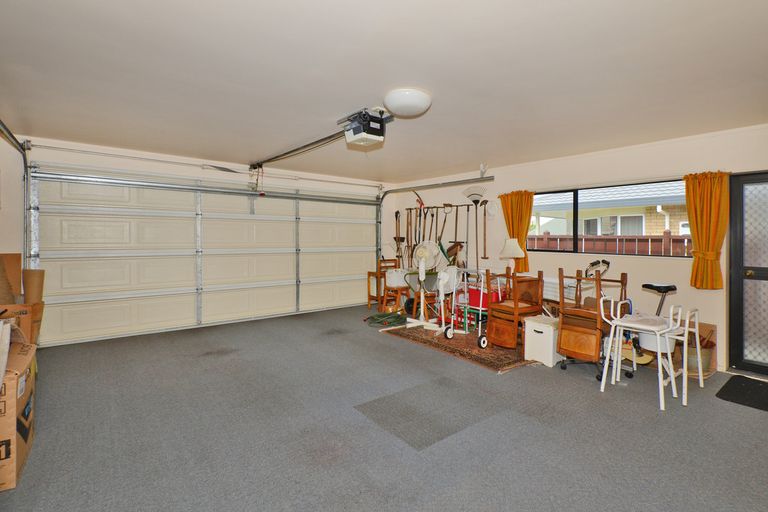 Photo of property in 11 Wordsworth Place, Stoke, Nelson, 7011