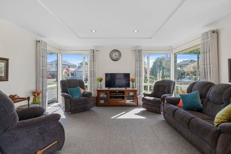 Photo of property in 15 Becmead Drive, Harewood, Christchurch, 8051