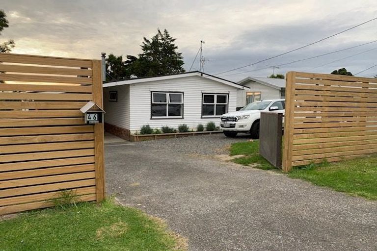 Photo of property in 46 Verbena Road, Birkdale, Auckland, 0626