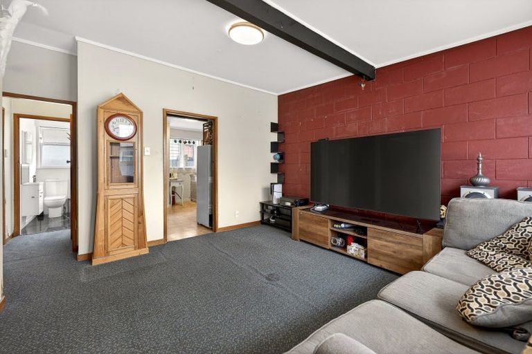 Photo of property in 1/443 Church Street, Palmerston North, 4410