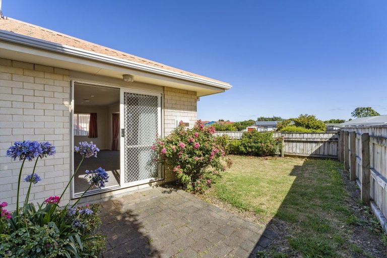 Photo of property in 15a Dennis Taylor Court, Paraparaumu, 5032