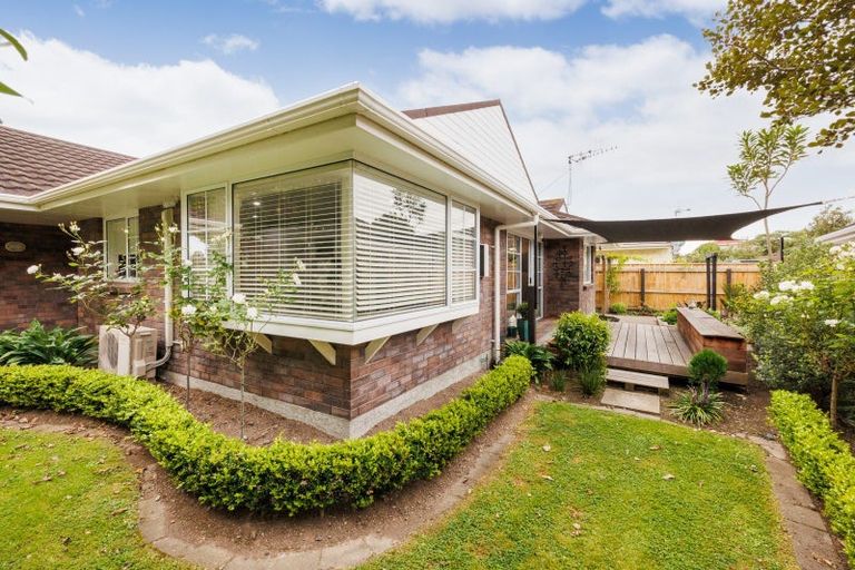 Photo of property in 3a Churchill Avenue, Hokowhitu, Palmerston North, 4410