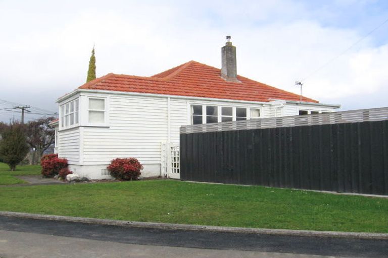 Photo of property in 34 Rangiora Avenue, Roslyn, Palmerston North, 4414