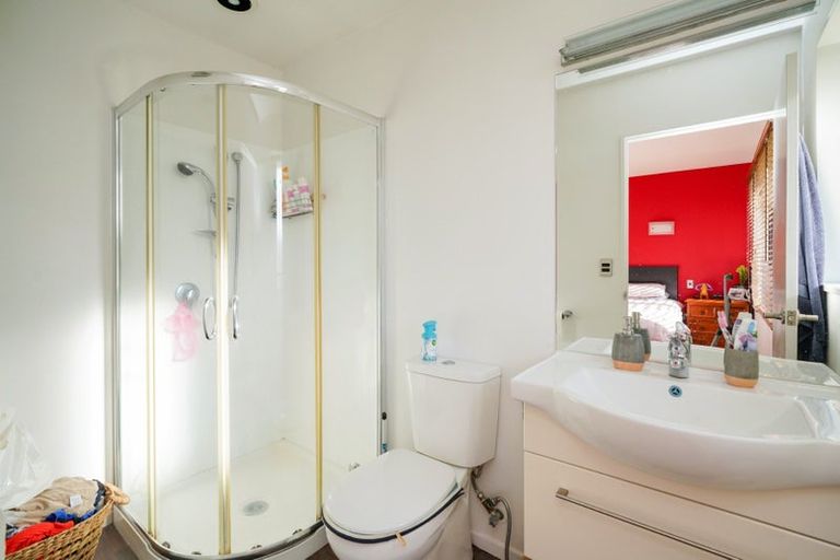 Photo of property in 28 Majestic Chance, Seaward Bush, Invercargill, 9812