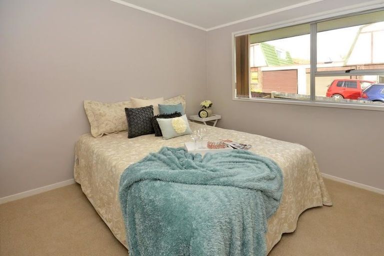 Photo of property in 2/42 Cherry Road, Bucklands Beach, Auckland, 2014