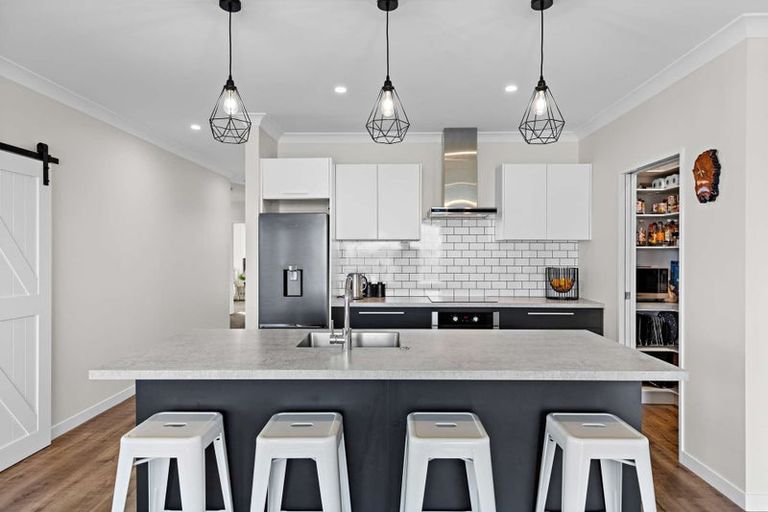 Photo of property in 3 George Street, Bulls, 4818