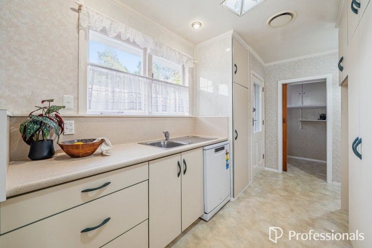 Photo of property in 12 Tawhai Street, Stokes Valley, Lower Hutt, 5019