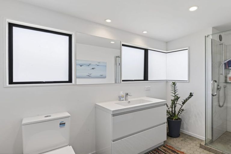 Photo of property in 25d Maranui Street, Welbourn, New Plymouth, 4310