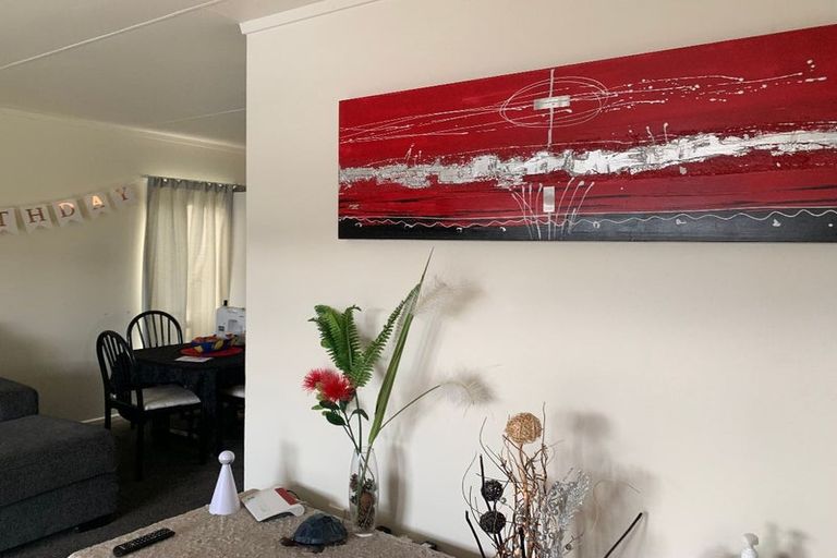 Photo of property in 81 Parkway, Wainuiomata, Lower Hutt, 5014