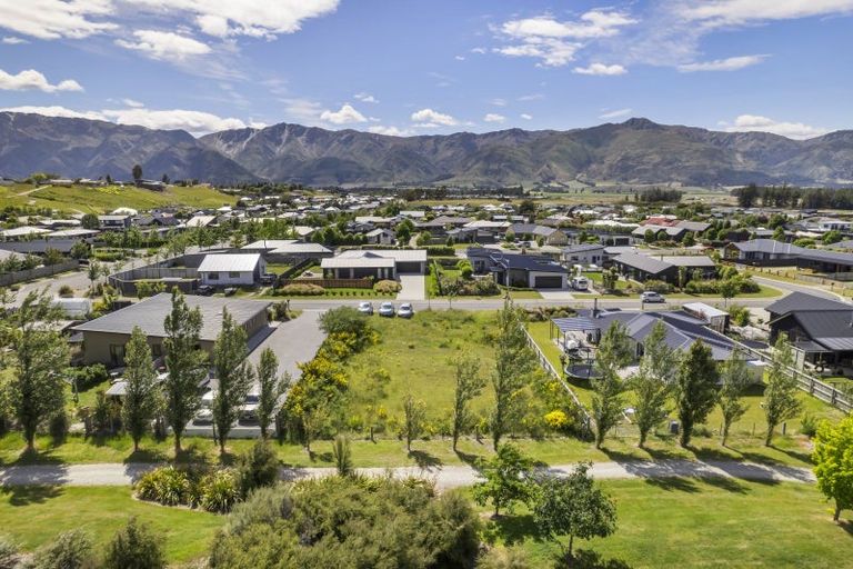 Photo of property in 4 Francis Lane, Lake Hawea, 9382