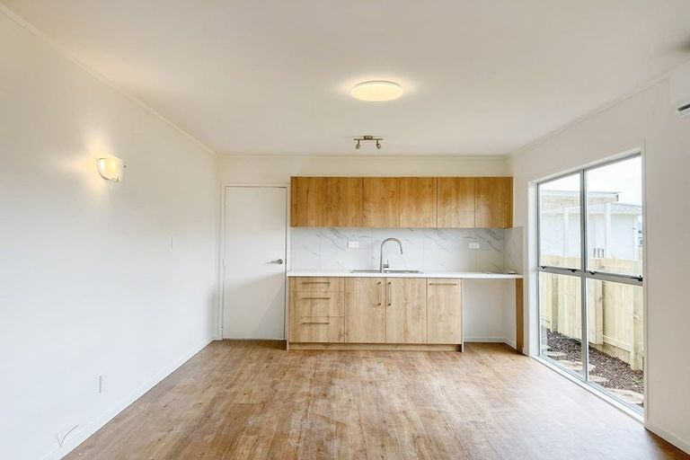 Photo of property in 26 Taharoto Road, Takapuna, Auckland, 0622