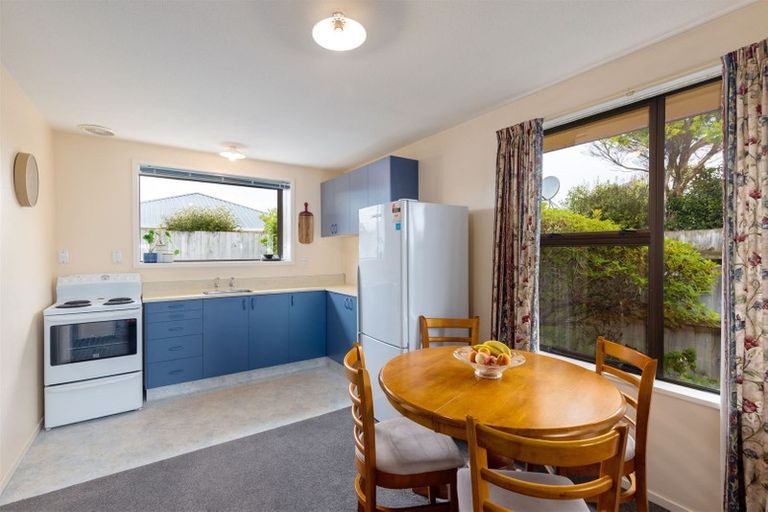 Photo of property in 2/4 Convoy Street, New Brighton, Christchurch, 8083