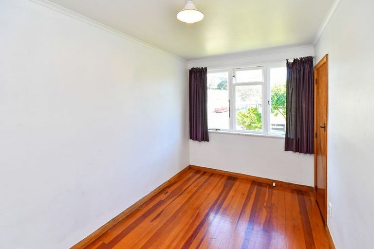 Photo of property in 25 Te Wheoro Street, Meremere, Mercer, 2474