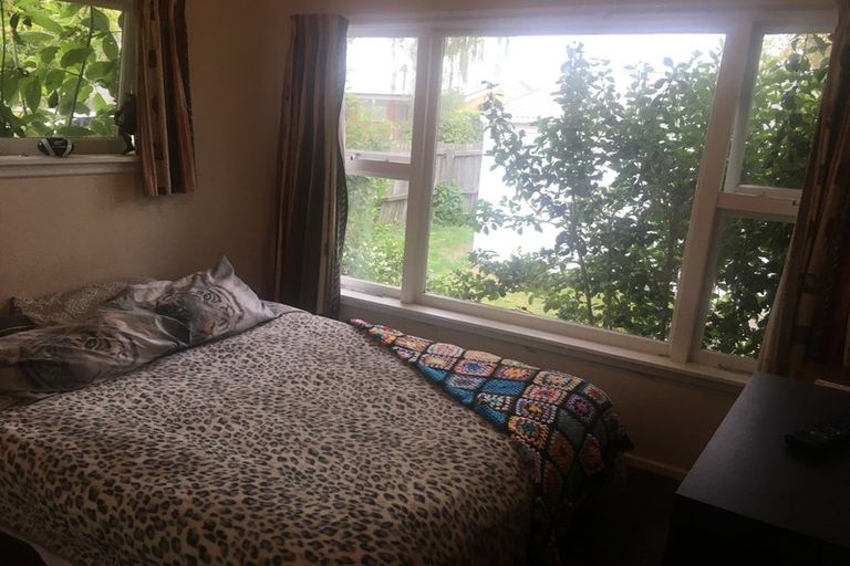 Photo of property in 1/44 Division Street, Riccarton, Christchurch, 8041