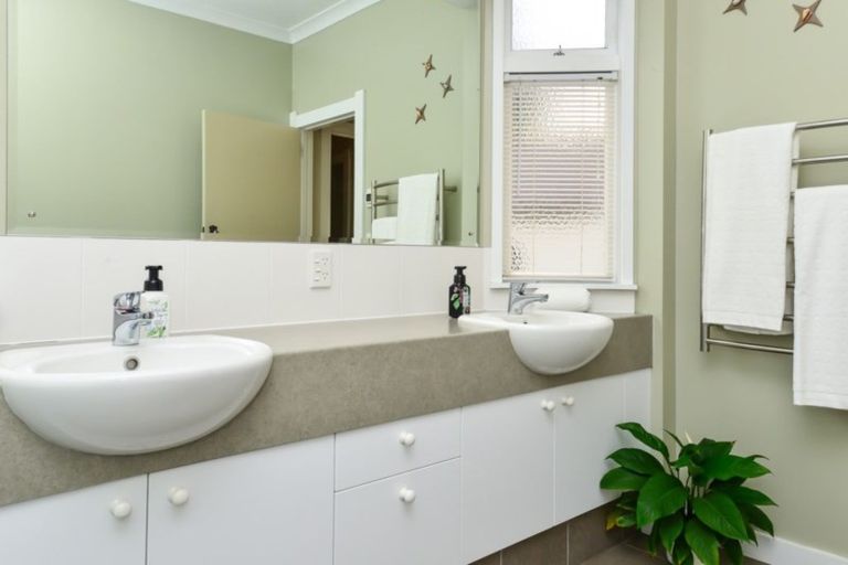 Photo of property in 55 Nixon Street, Hamilton East, Hamilton, 3216