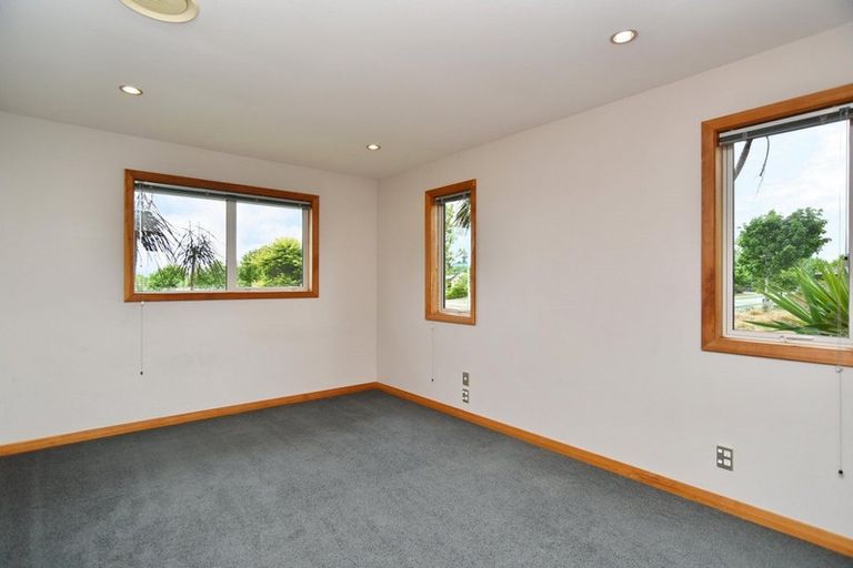 Photo of property in 17 Blackadder Road, Pegasus, 7612