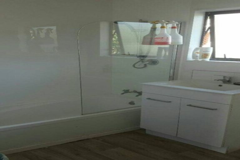 Photo of property in 1/226a Dominion Road, Red Hill, Papakura, 2110