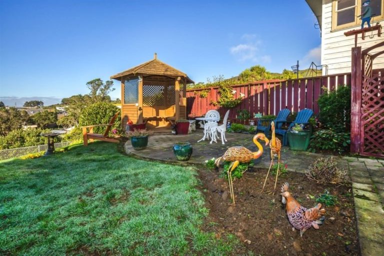 Photo of property in 33 Truscott Avenue, Johnsonville, Wellington, 6037