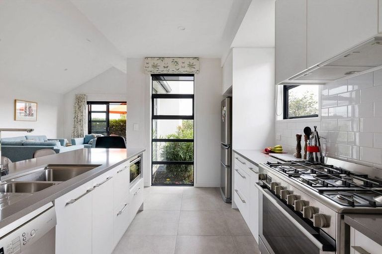 Photo of property in 3/30 Jarrett Terrace, Leamington, Cambridge, 3432