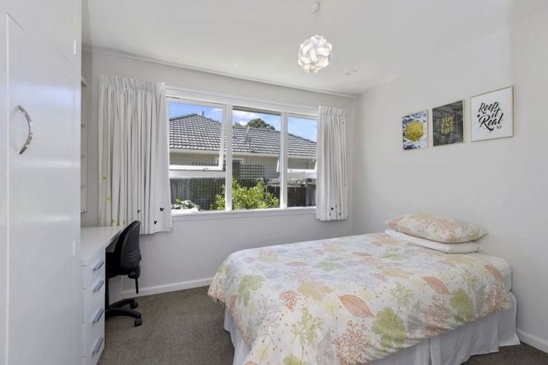 Photo of property in 83 Mays Road, St Albans, Christchurch, 8052