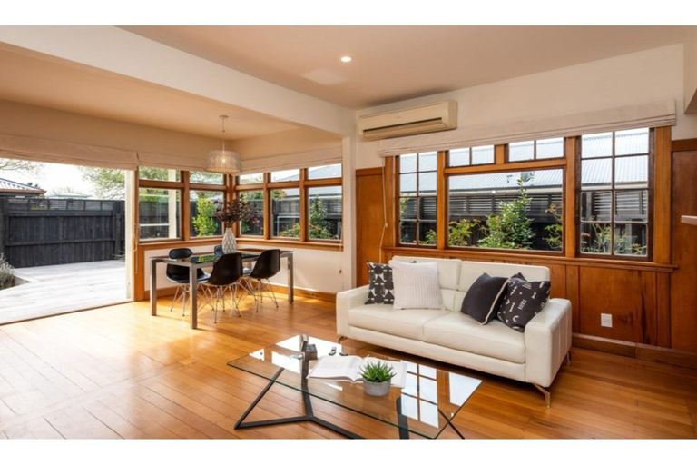 Photo of property in 157 Innes Road, St Albans, Christchurch, 8052