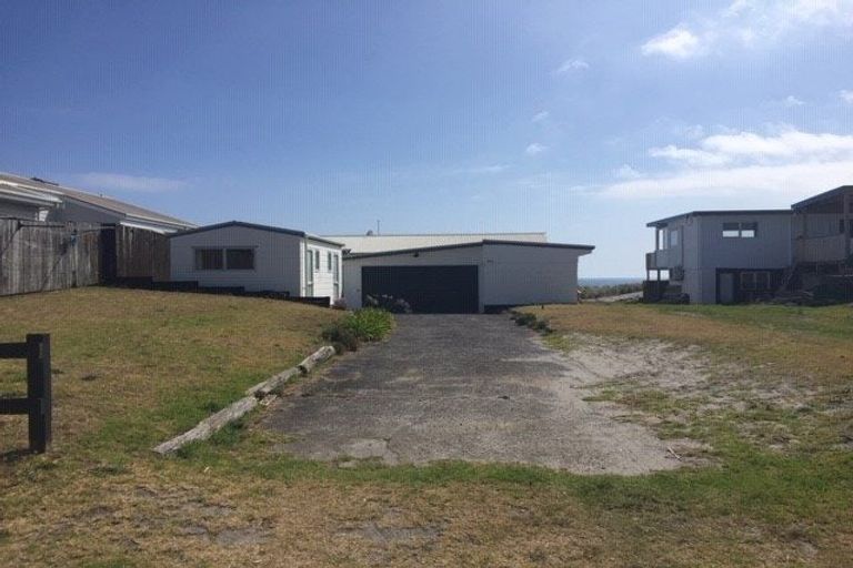 Photo of property in 463 Pukehina Parade, Pukehina, Te Puke, 3189
