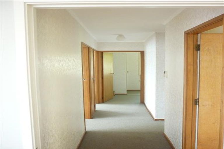 Photo of property in 18 Clyma Place, Massey, Auckland, 0614