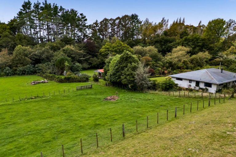 Photo of property in 927 Mohakau Road, Kiore, Stratford, 4395