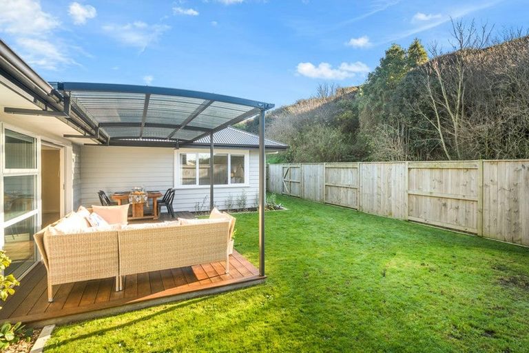 Photo of property in 31 Freedom Drive, Kelvin Grove, Palmerston North, 4414