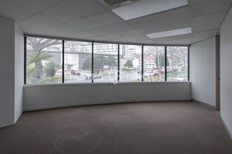 Photo of property in 89 Grafton Road, Roseneath, Wellington, 6011