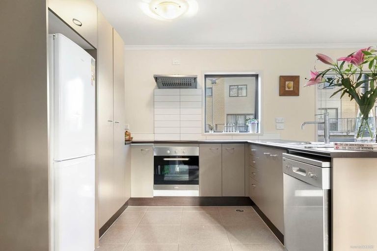 Photo of property in St Claire Village, 55/172 Mcleod Road, Te Atatu South, Auckland, 0610