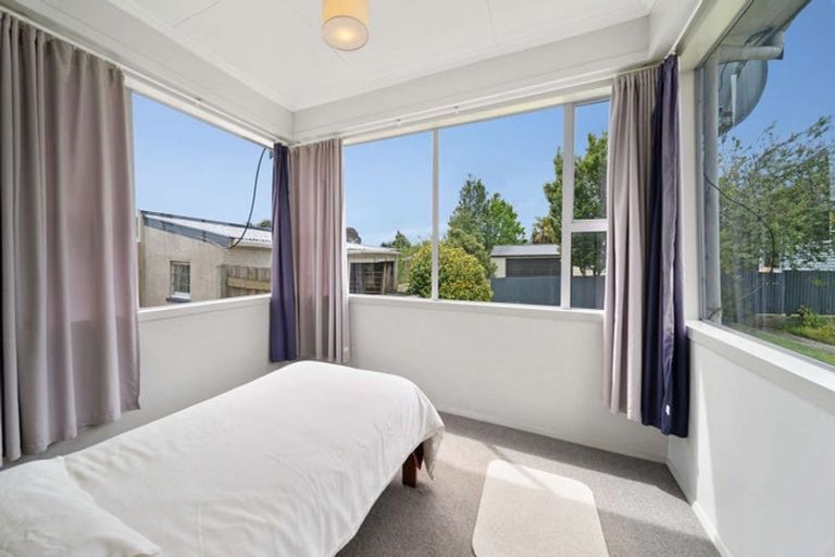 Photo of property in 23 Main Road, Owaka, 9535