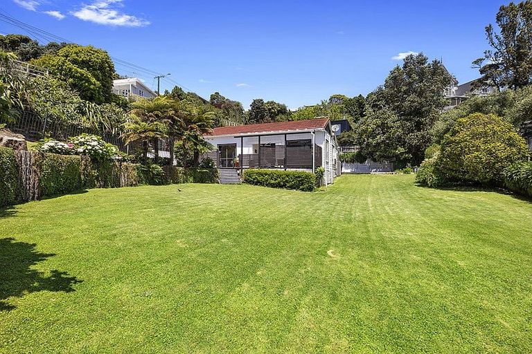 Photo of property in 72 Cutfield Road, New Plymouth, 4310