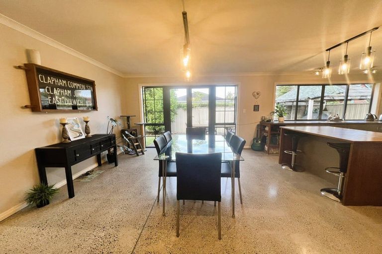 Photo of property in 105a Williams Street, Cambridge, 3434