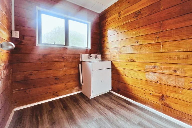 Photo of property in 2 Garboard Lane, Whitby, Porirua, 5024