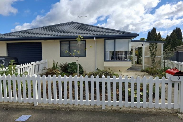 Photo of property in 3 Arrow Street, Wakefield, 7025