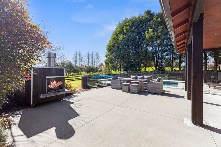 Photo of property in 73a Belk Road South, Omanawa, 3173