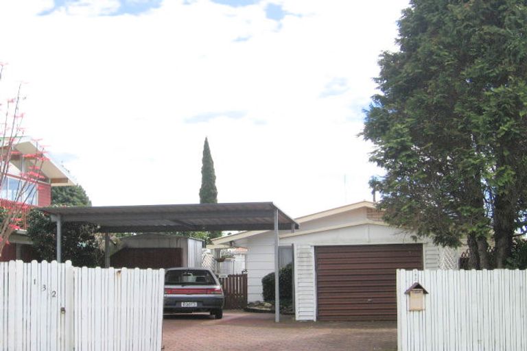 Photo of property in 132 Kingswood Road, Brookfield, Tauranga, 3110