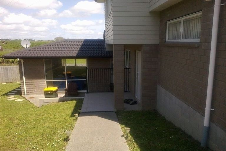 Photo of property in 24 Fairchild Avenue, Goodwood Heights, Auckland, 2105