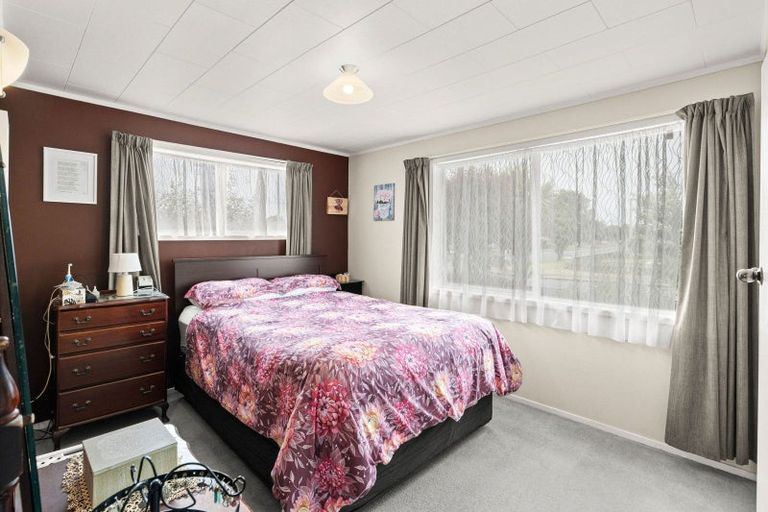 Photo of property in 24 Hood Street, Castlecliff, Whanganui, 4501