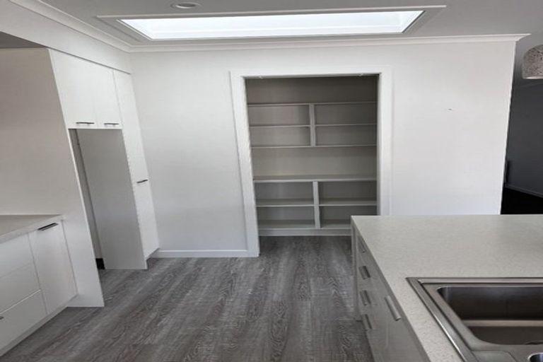 Photo of property in 54 Stratford Drive, Mount Pisa, Cromwell, 9383