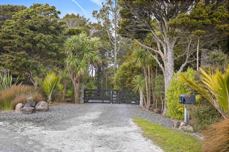 Photo of property in 28 Matheson Bush Road, Leigh, 0985