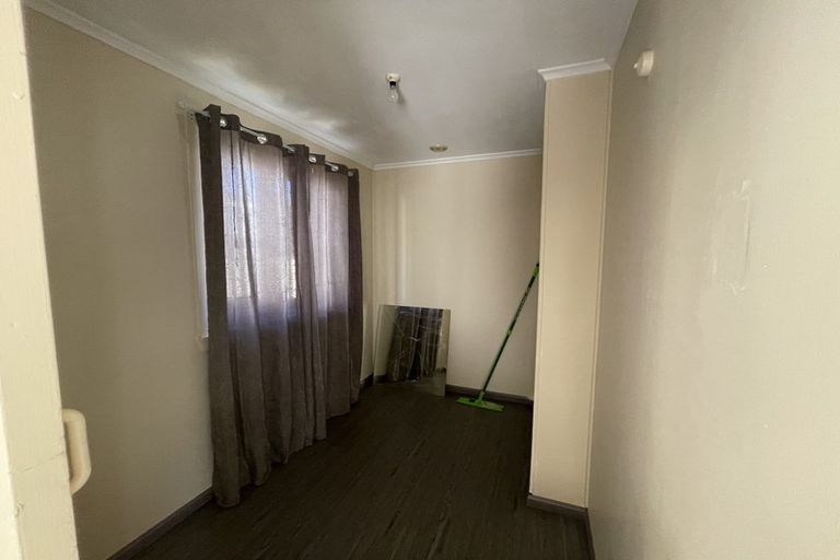 Photo of property in 3/12 Routley Drive, Glen Eden, Auckland, 0602