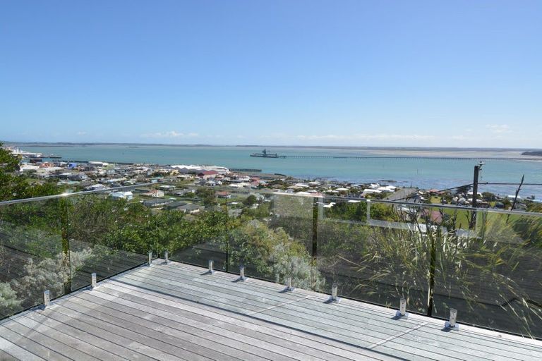 Photo of property in 10 Elizabeth Street, Bluff, 9814