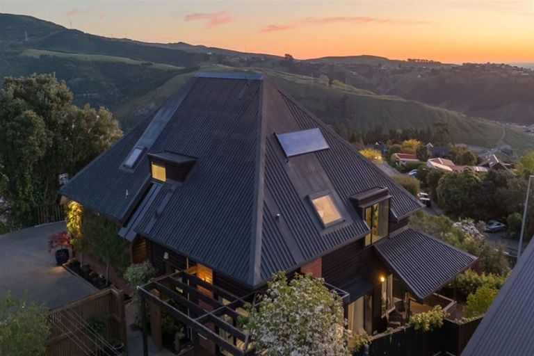 Photo of property in 28 Westenra Terrace, Cashmere, Christchurch, 8022