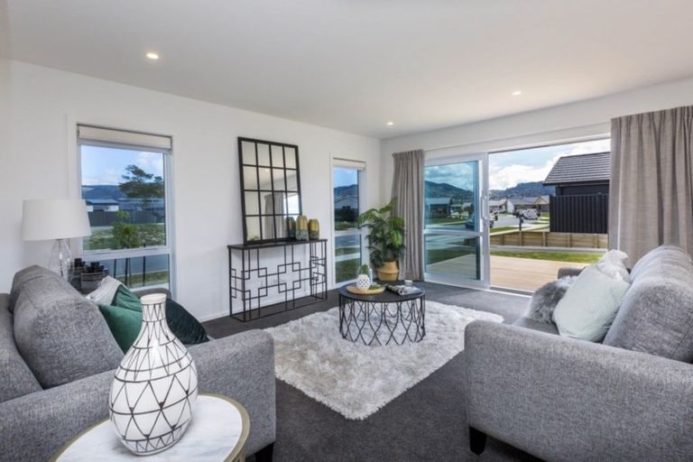 Photo of property in 4 Te Punga Road, Wallaceville, Upper Hutt, 5018