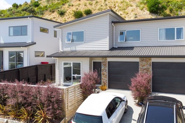 Photo of property in 7 Pacific View, Whitby, Porirua, 5024