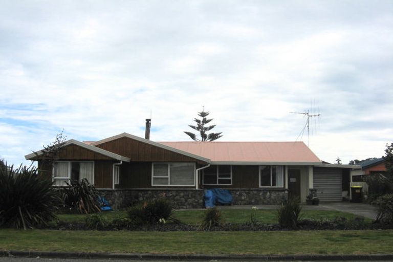 Photo of property in 33 Park Avenue, Waitarere Beach, Levin, 5510