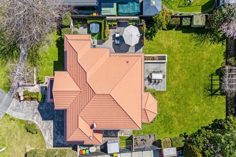 Photo of property in 140 Regent's Park Drive, Casebrook, Christchurch, 8051