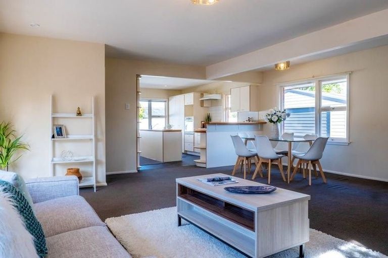 Photo of property in 147 Wairakei Road, Bryndwr, Christchurch, 8053